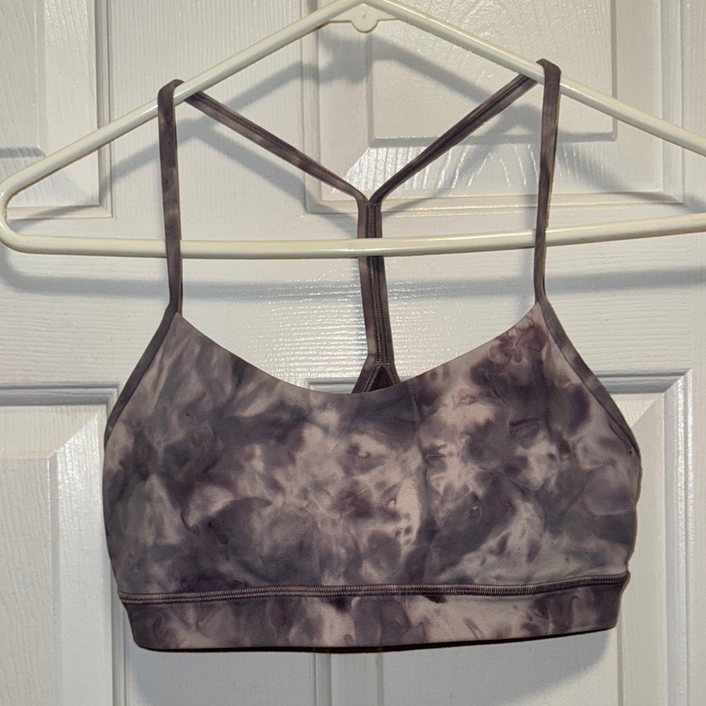 lululemon athletica Tie-Dye Sports Bra - Picture 2 of 3
